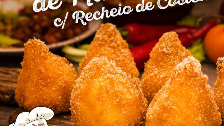 RECEITA DE COXINHA DE MANDIOCA COM RECHEIO DE COSTELA